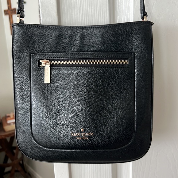 kate spade Handbags - Kate Spade cross-body bag
